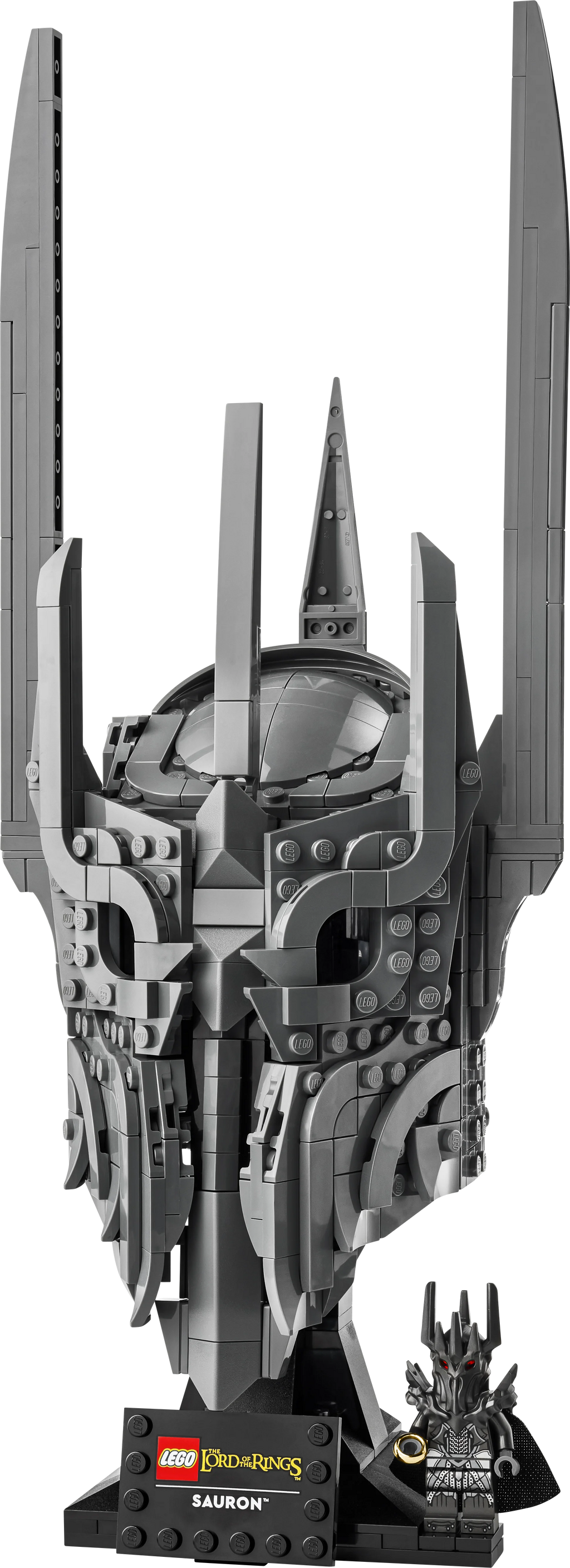 The Lord of the Rings: Sauron's Helmet 