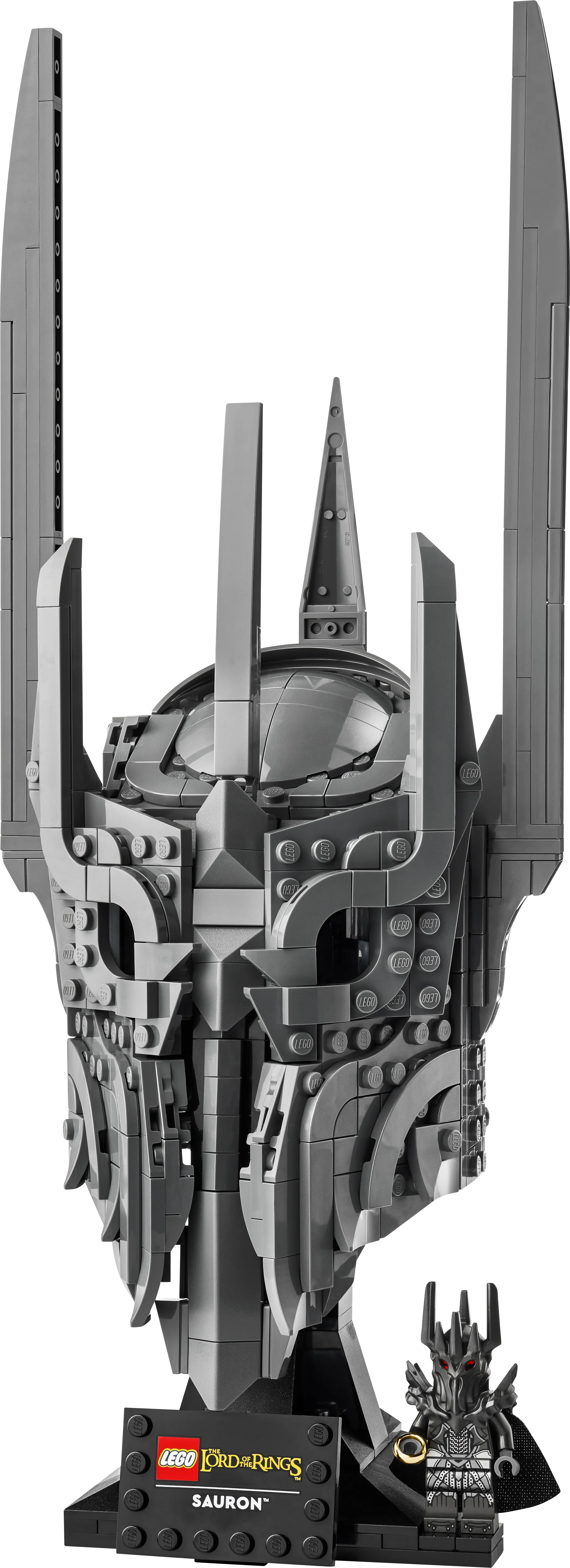 The Lord of the Rings: Sauron's Helmet 
